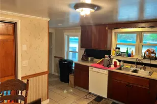 38 Franklin St, Greenville Boro, PA 16125 - Photo 10