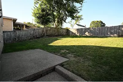 509 Large Ave, Clairton, PA 15025 - Photo 32