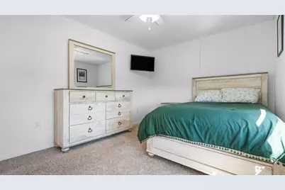 906 Bideford Dr, South Park, PA 15129 - Photo 38