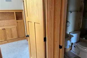 543 S S Aiken Ave, Pittsburgh, PA 15232 - Photo 8