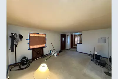 124 Carmella Dr, White Oak, PA 15131 - Photo 4