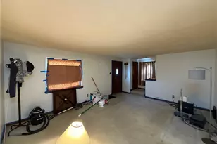 124 Carmella Dr, White Oak, PA 15131 - Photo 4