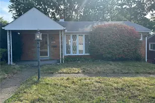 323 Livingston Rd, West Mifflin, PA 15122 - Photo 1