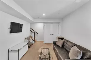 106 Moyer Hill Dr, Cranberry Township, PA 16066 - Photo 6