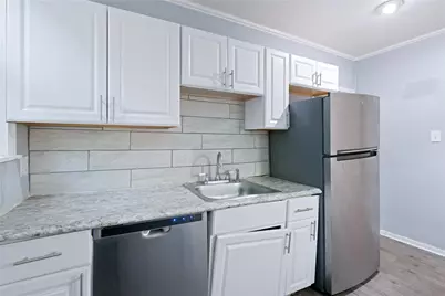 7654 Highland Ave, Pittsburgh, PA 15218 - Photo 8