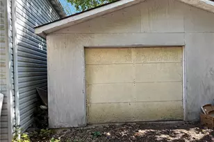 226 Ridge Ave, Applewold Boro, PA 16201 - Photo 18