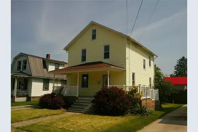 152 E Garrett St, Somerset Township, PA 15501 - Photo 1