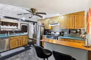 349 Franklin Ave, Applewold Boro, PA 16201 - Photo 16