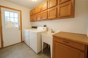 7 Staffordshire Dr, Pine Township, PA 16127 - Photo 8