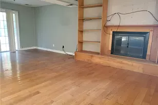 120 Colonial Dr, Franklin Township, PA 15370 - Photo 8