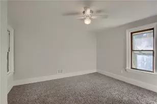 705 Park Ave, Ellwood City, PA 16117 - Photo 12