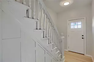 705 Park Ave, Ellwood City, PA 16117 - Photo 8