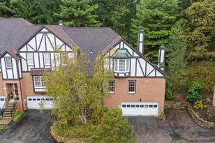 315 Kingsberry Cir, Pittsburgh, PA 15234 - Photo 1