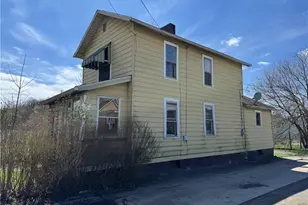 1310 Pennsylvania Ave, New Castle, PA 16101 - Photo 2