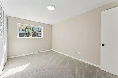 210 Parkedge Rd, Green Tree, PA 15220 - Photo 22