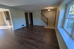 3226 Camberly Dr, Hampton, PA 15044 - Photo 4