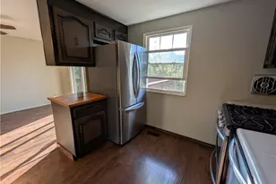 3226 Camberly Dr, Hampton, PA 15044 - Photo 8