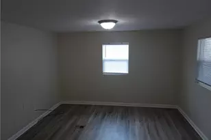 1530 Parr St, South Greensburg Boro, PA 15601 - Photo 8