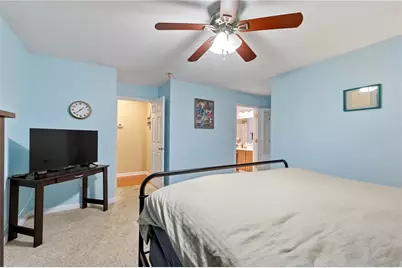 1009 Trail Side Ct, Penn Twp, PA 15644 - Photo 12