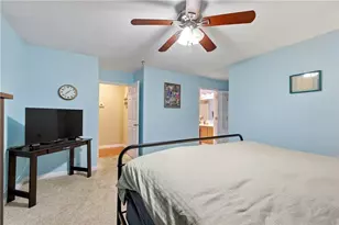 1009 Trail Side Ct, Penn Twp, PA 15644 - Photo 12