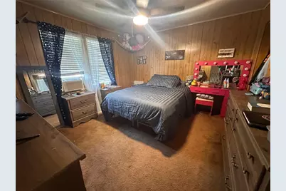 1017 Pennsylvania Ave, Clairton, PA 15025 - Photo 8