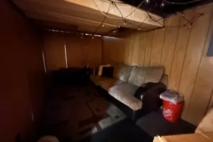 1019 Pennsylvania Ave, Clairton, PA 15025 - Photo 16