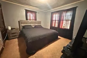 1019 Pennsylvania Ave, Clairton, PA 15025 - Photo 6