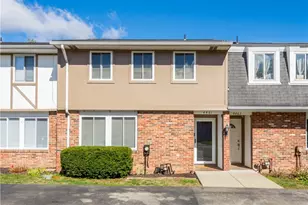 4461 Laurel Oak Dr, Hampton, PA 15101 - Photo 1