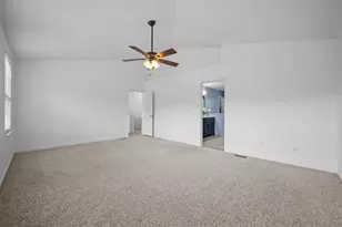 8057 Maureen Dr, Cranberry Township, PA 16066 - Photo 20