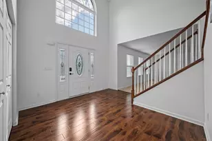 8057 Maureen Dr, Cranberry Township, PA 16066 - Photo 2