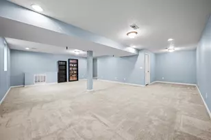 8057 Maureen Dr, Cranberry Township, PA 16066 - Photo 36