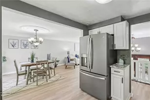 151 McIntyre Rd, Ross Twp, PA 15237 - Photo 8