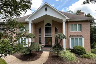 322 Red Oak Ct, Monroeville, PA 15146 - Photo 2