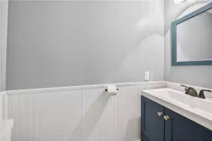 179 Cranbrooke Dr, Findlay Township, PA 15108 - Photo 16