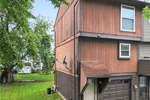 179 Cranbrooke Dr, Findlay Township, PA 15108 - Photo 32