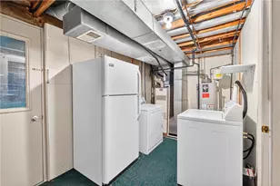 179 Cranbrooke Dr, Findlay Township, PA 15108 - Photo 28