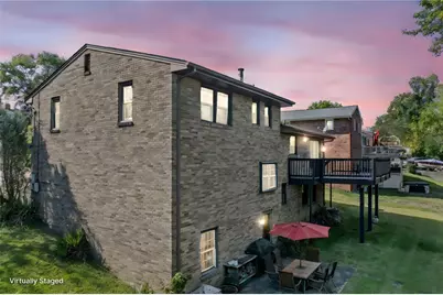 4859 Emblem Dr S, Pittsburgh, PA 15236 - Photo 18