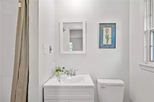 4859 Emblem Dr S, Pittsburgh, PA 15236 - Photo 12