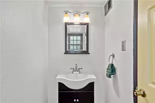 4859 Emblem Dr S, Pittsburgh, PA 15236 - Photo 16