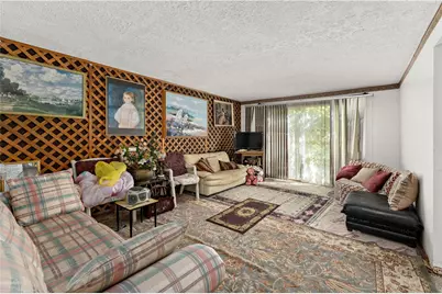 216 Catalpa Pl, Pittsburgh, PA 15228 - Photo 12