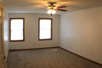 32 Intermediate Unit Dr, California, PA 15423 - Photo 18