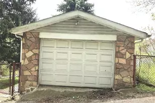 583 Stokes Ave, North Braddock, PA 15104 - Photo 10