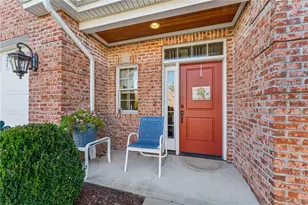 413 Crossbow Ct, Peters Township, PA 15317 - Photo 2