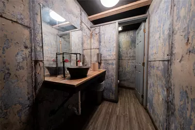 870 4th Ave, Coraopolis, PA 15108 - Photo 14