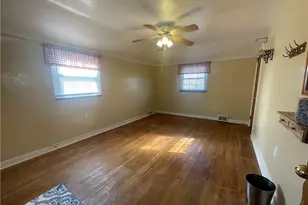 1018 Grandview Ave, Ross Twp, PA 15237 - Photo 12