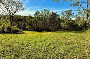 1114 N Jefferson St, Connellsville, PA 15425 - Photo 8