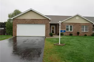 40 Wynfield Ln, Wilmington Township, PA 16142 - Photo 1