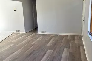 918 Stock St, Pittsburgh, PA 15207 - Photo 4