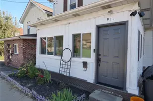 911 4th St, Monongahela, PA 15063 - Photo 2