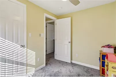 2303 Delaware Ave, New Castle, PA 16105 - Photo 24